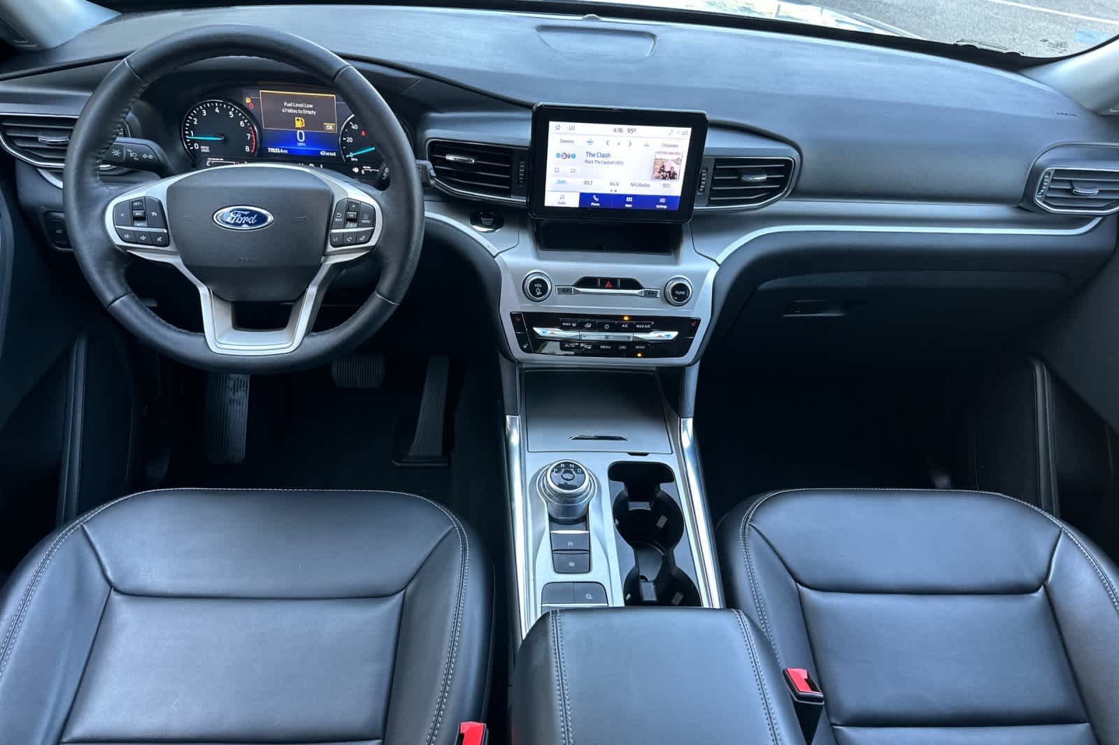 Thumbnail: 2022 Ford Explorer - 3