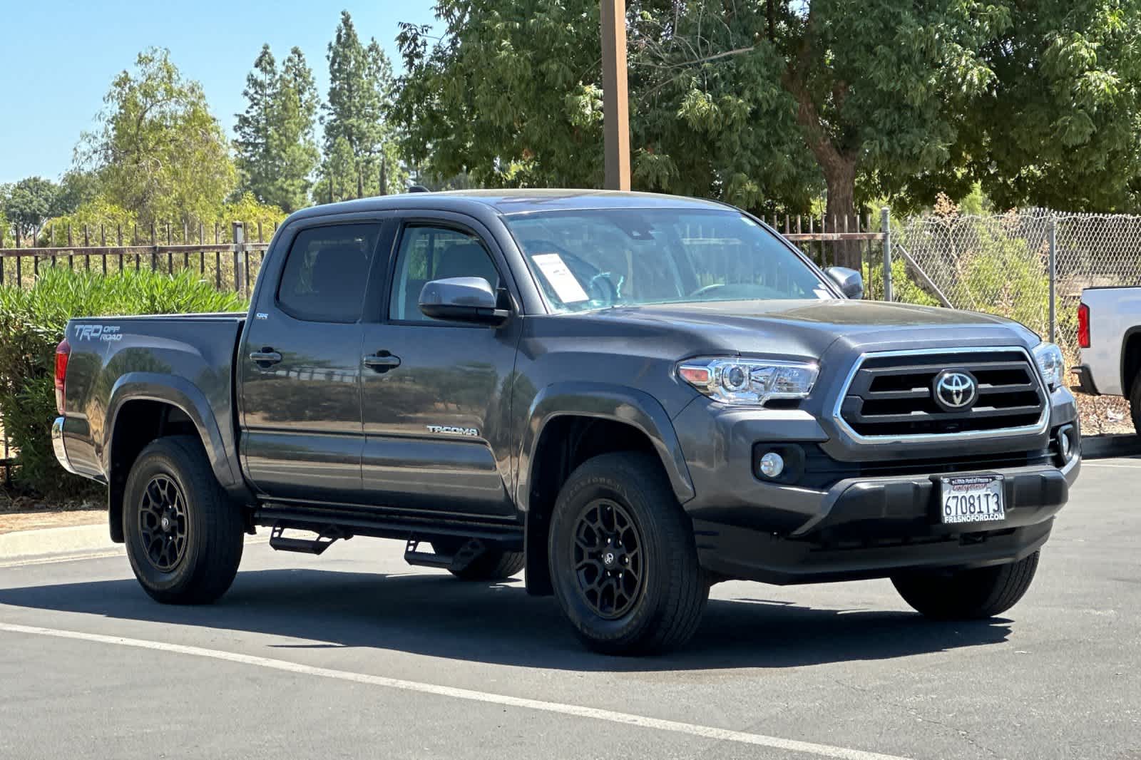 Thumbnail: 2020 Toyota Tacoma - 10