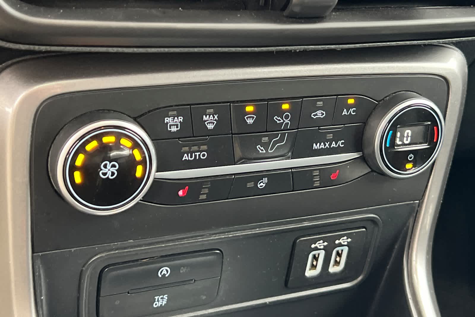 Thumbnail: 2021 Ford EcoSport - 21