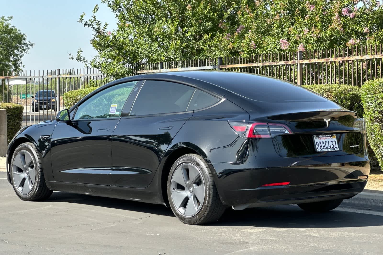 Thumbnail: 2022 Tesla Model 3 - 6