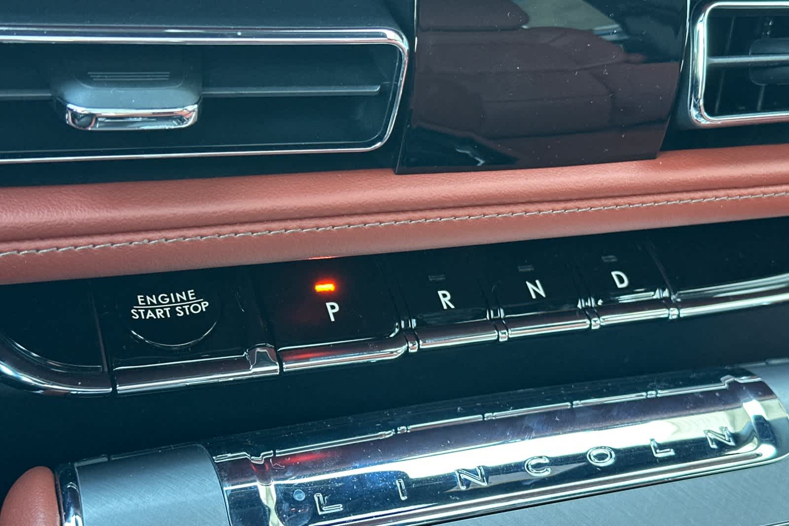 Thumbnail: 2026 Lincoln Aviator - 23