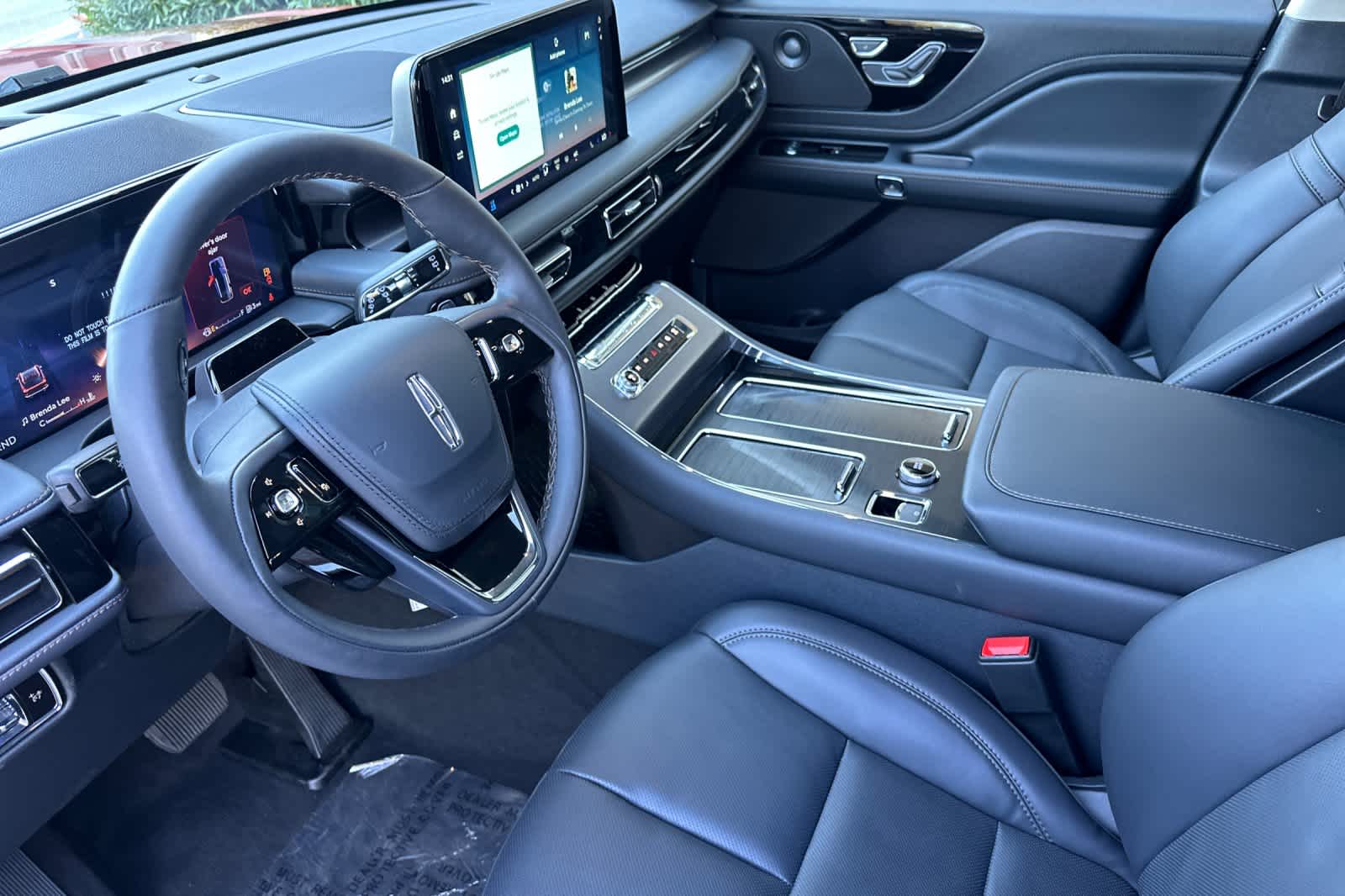 Thumbnail: 2026 Lincoln Aviator - 12