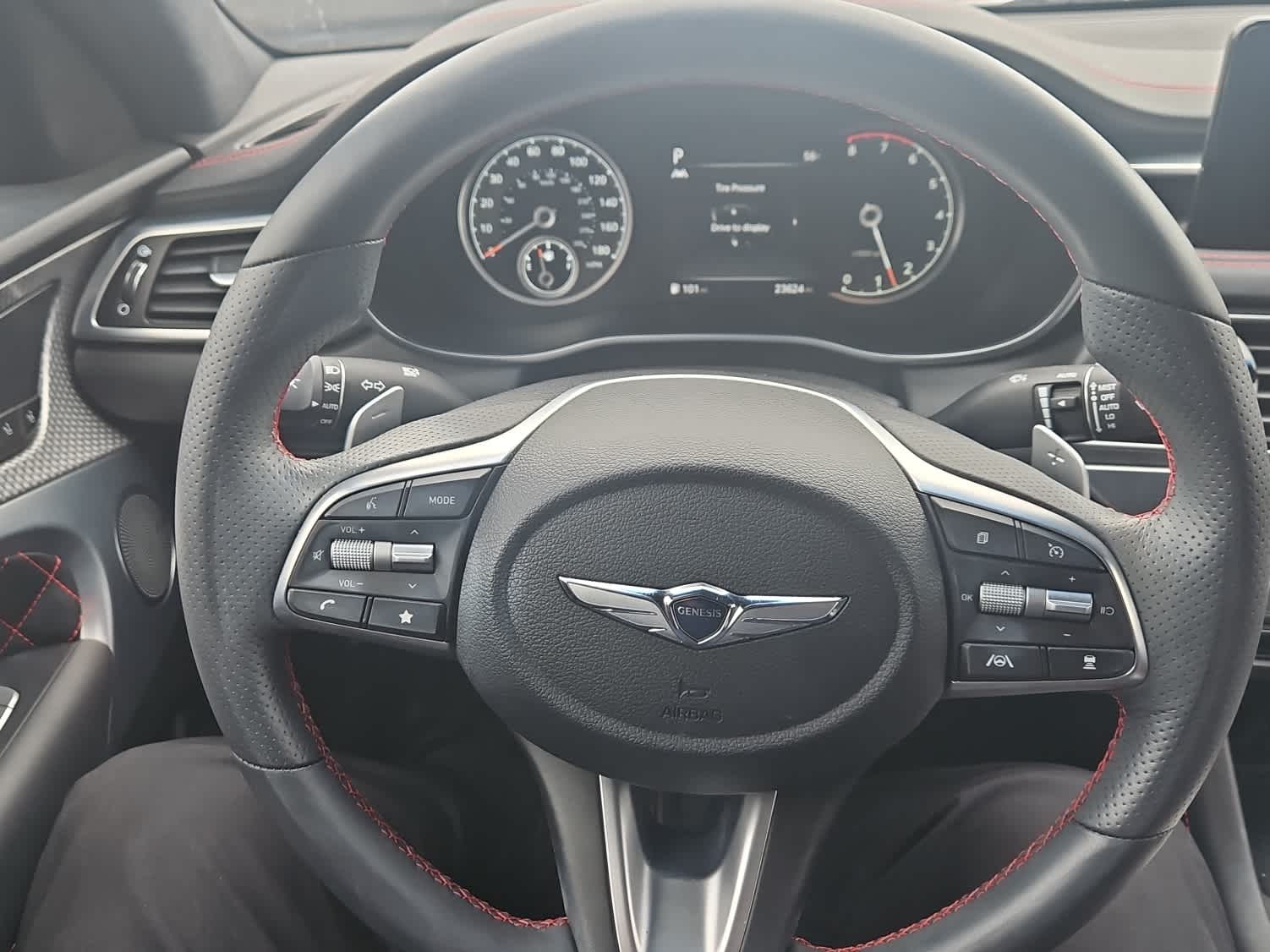 Thumbnail: 2023 Genesis G70 - 15