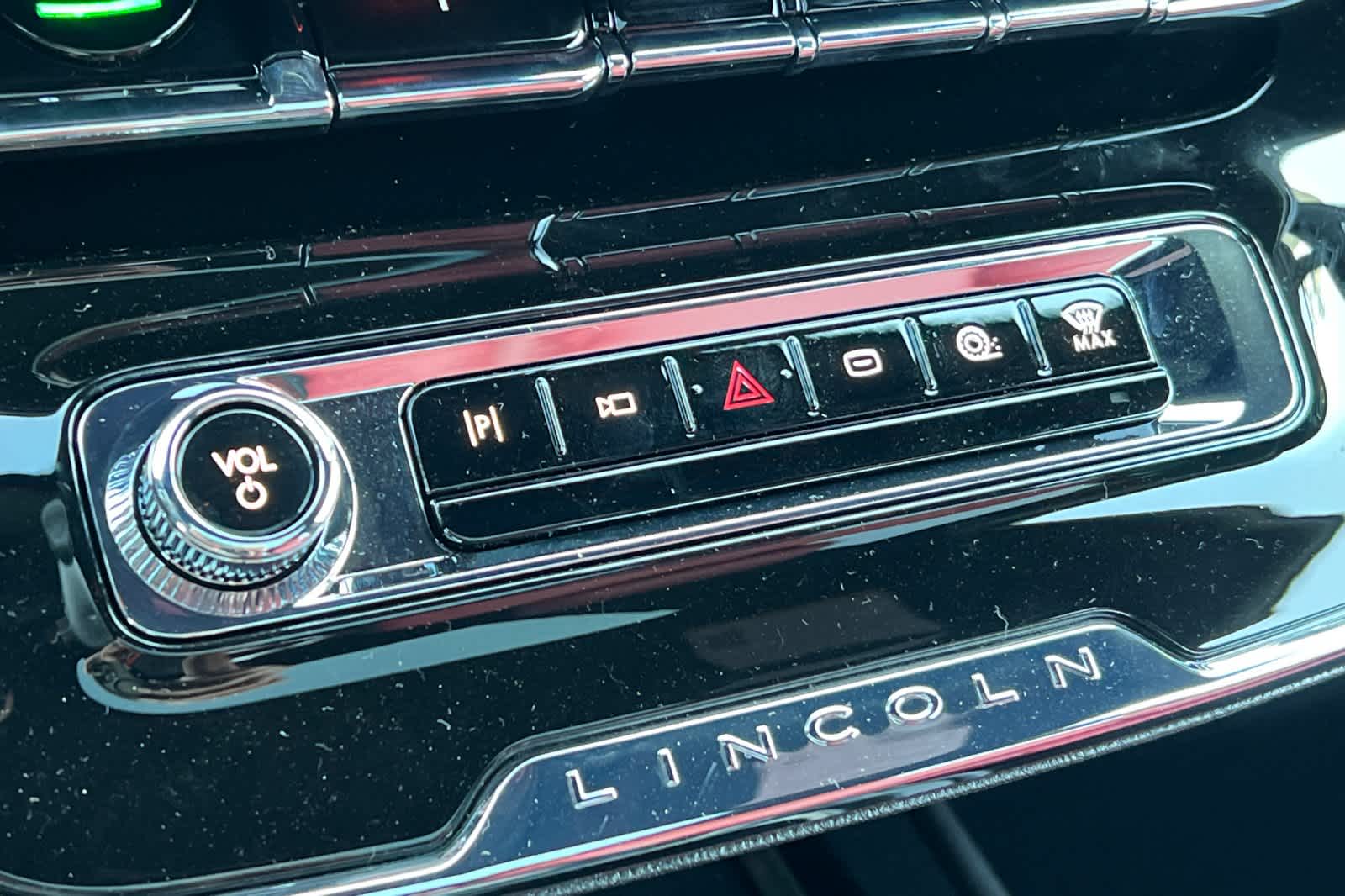 Thumbnail: 2026 Lincoln Corsair - 22