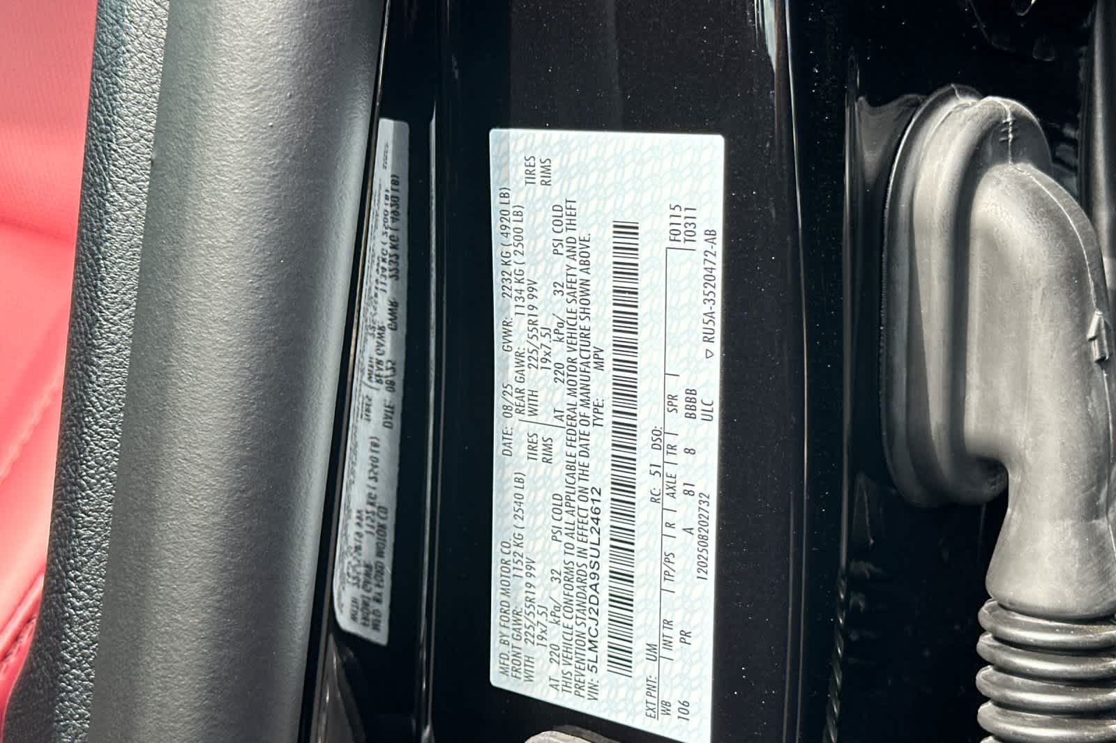 Thumbnail: 2025 Lincoln Corsair - 29