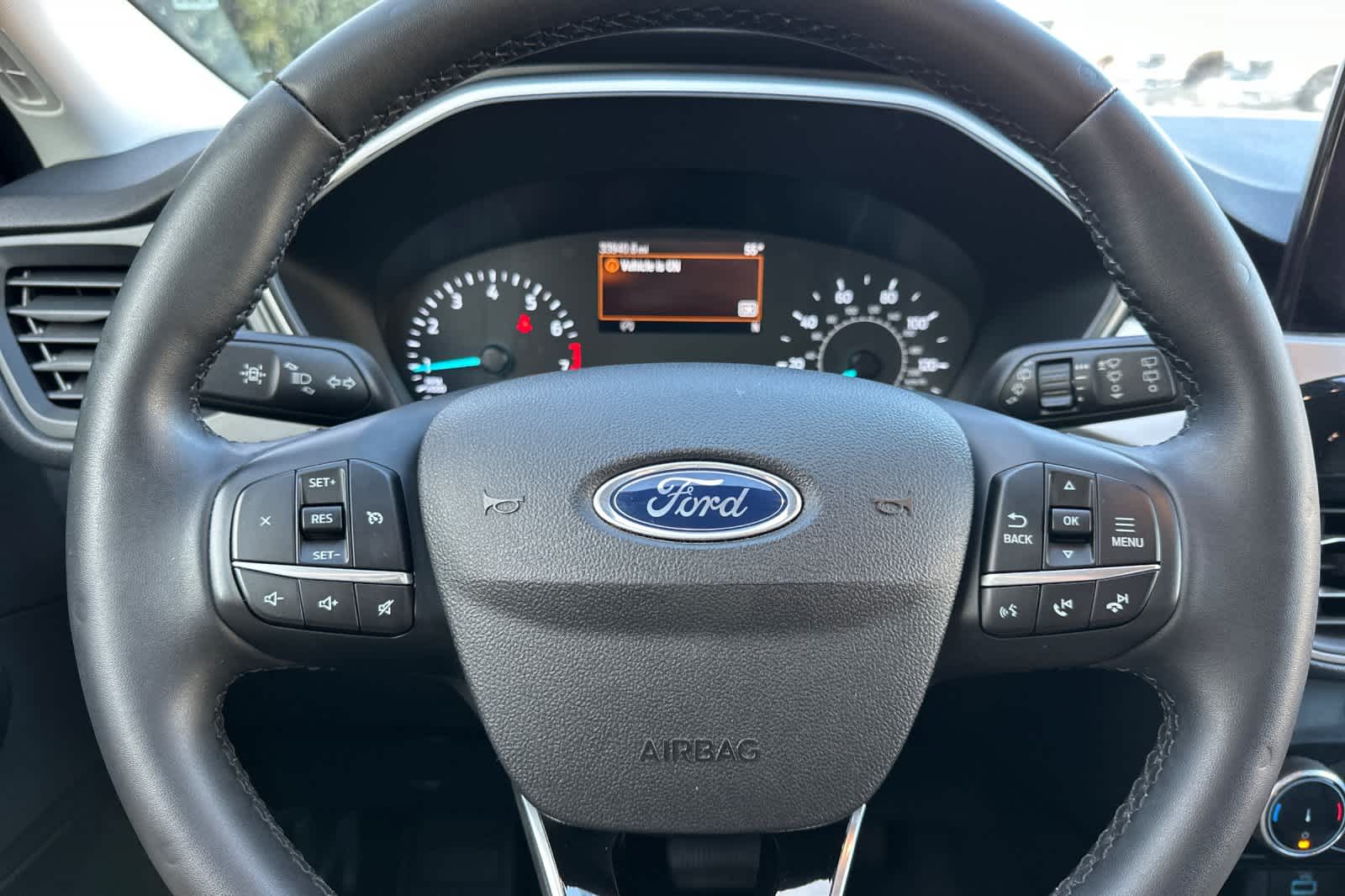 Thumbnail: 2022 Ford Escape - 23