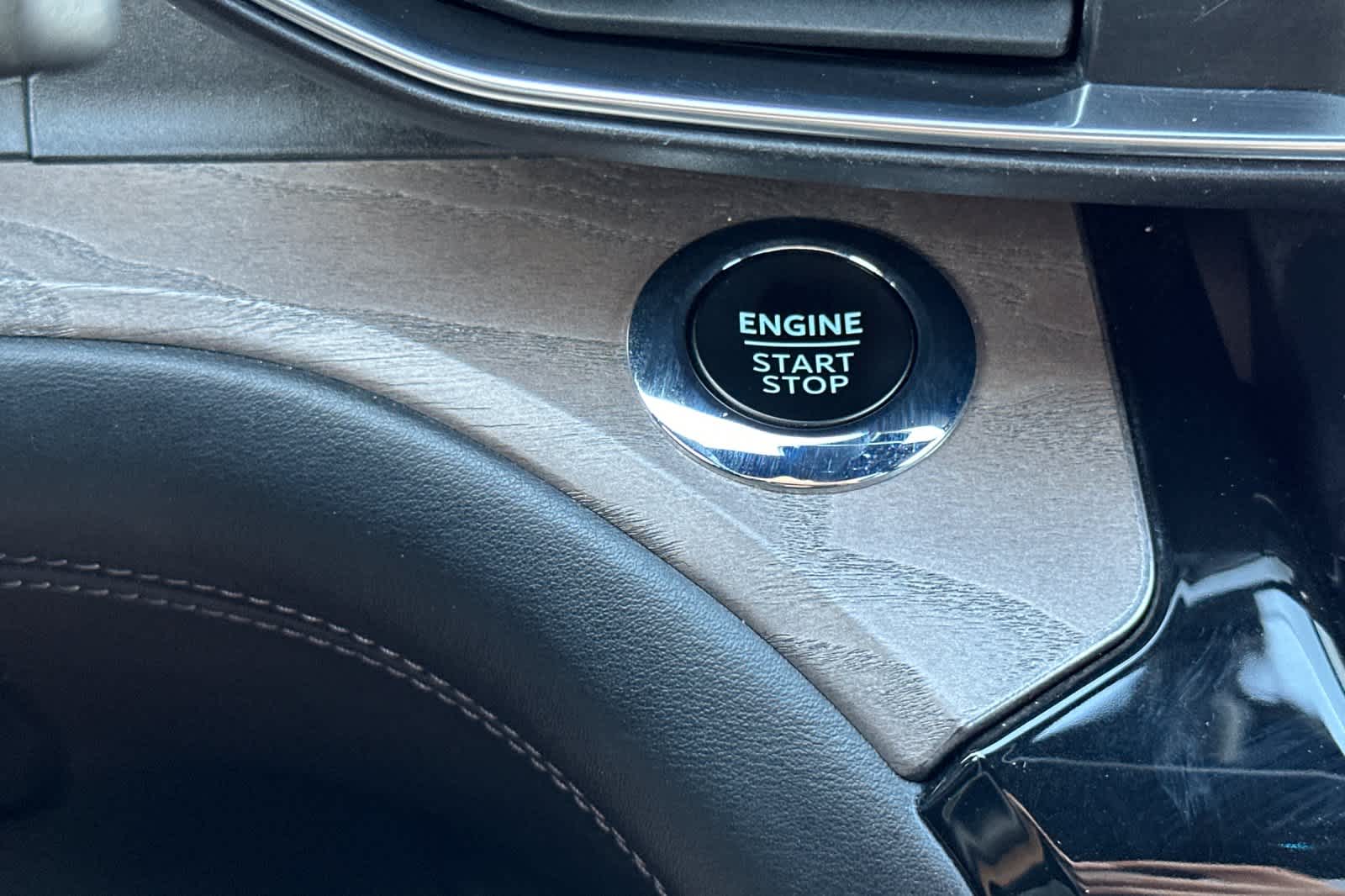 Thumbnail: 2023 Ford Explorer - 25