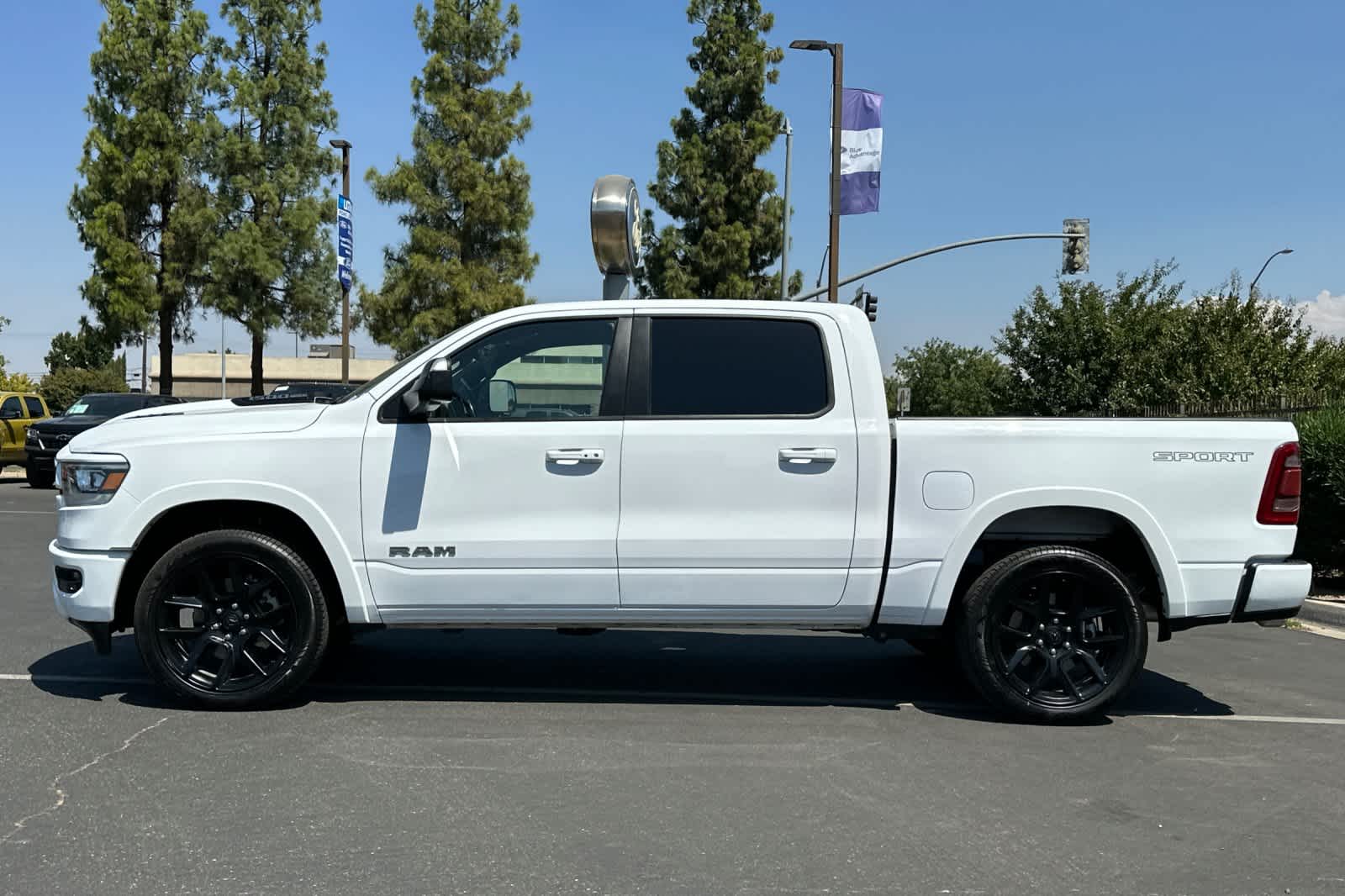Thumbnail: 2022 RAM 1500 - 5