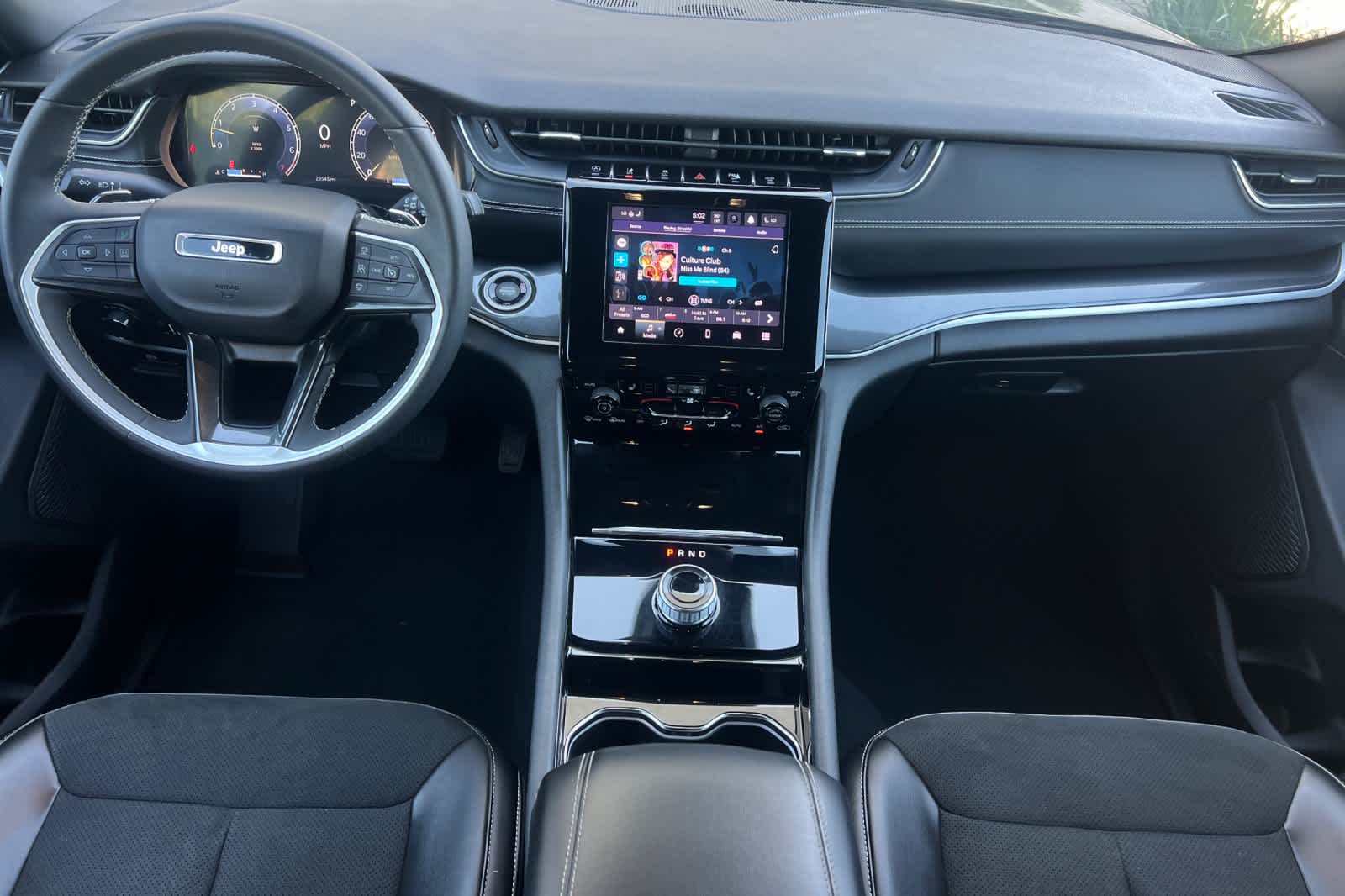 Thumbnail: 2023 Jeep Grand Cherokee - 3