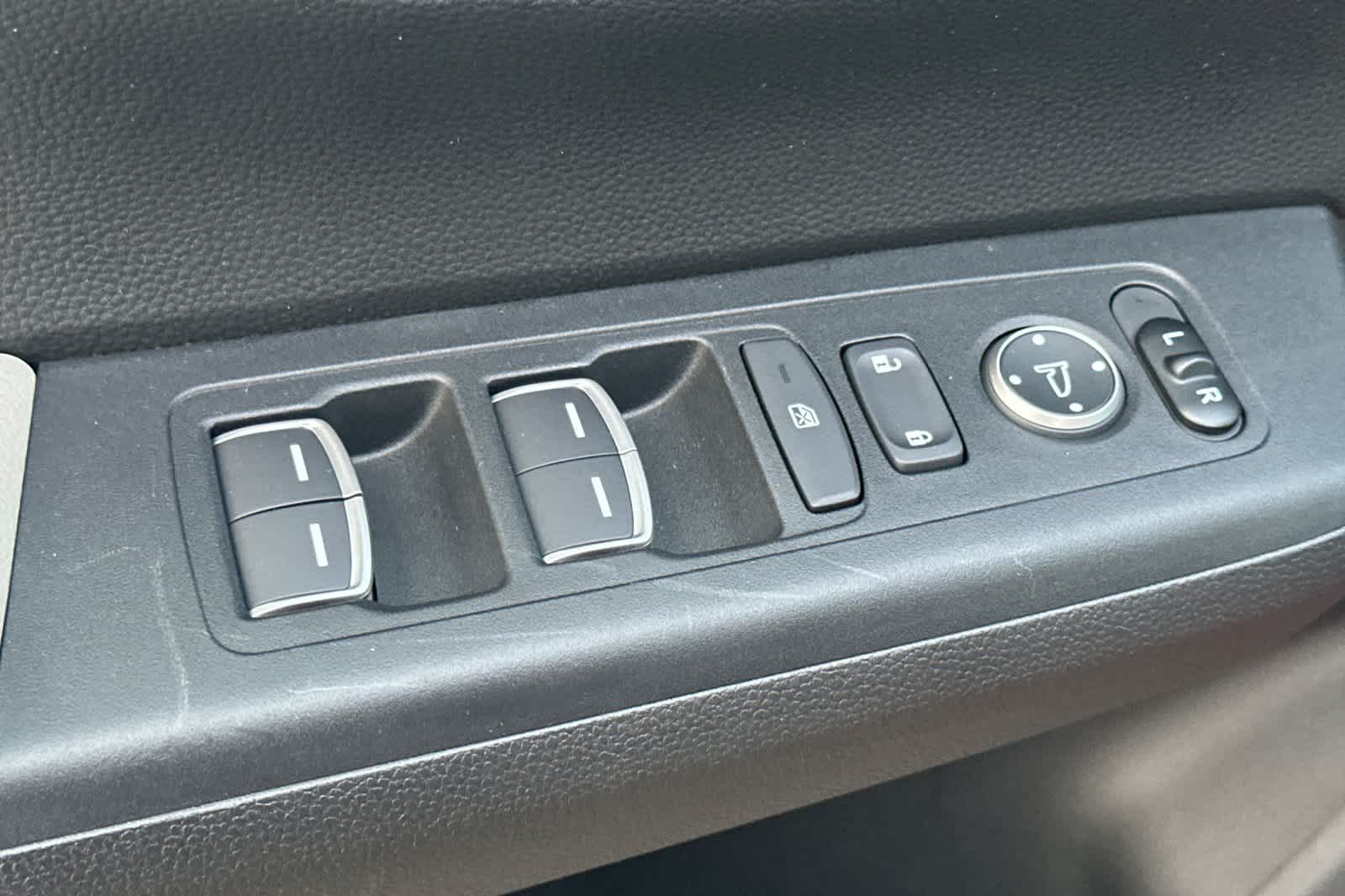 Thumbnail: 2025 Honda CR-V - 13