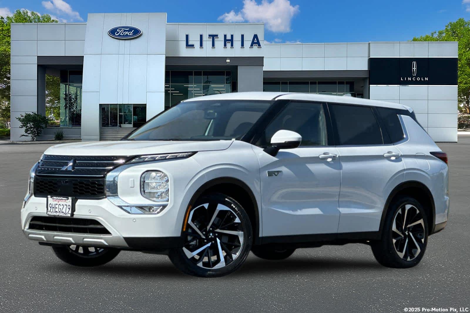 2023 Mitsubishi Outlander SE -
                  Fresno, CA