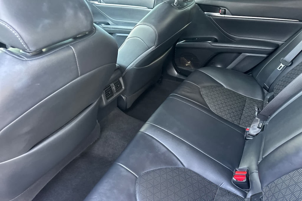 Used 2018 Toyota Camry XSE Sedan