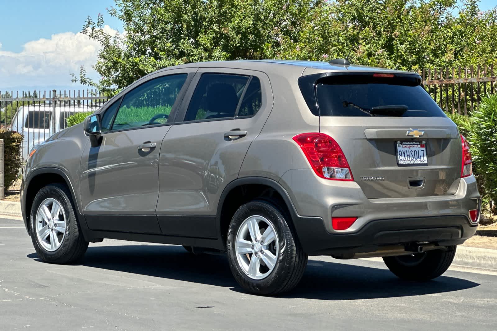 Thumbnail: 2021 Chevrolet Trax - 6