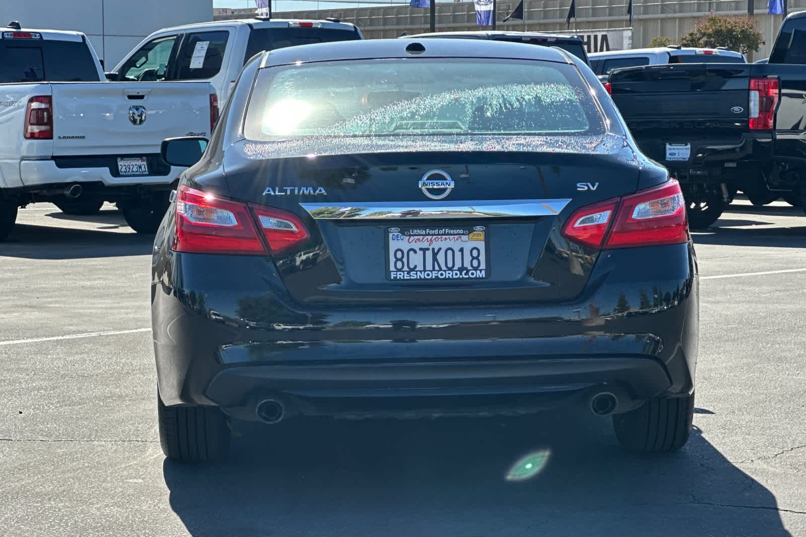Thumbnail: 2017 Nissan Altima - 7
