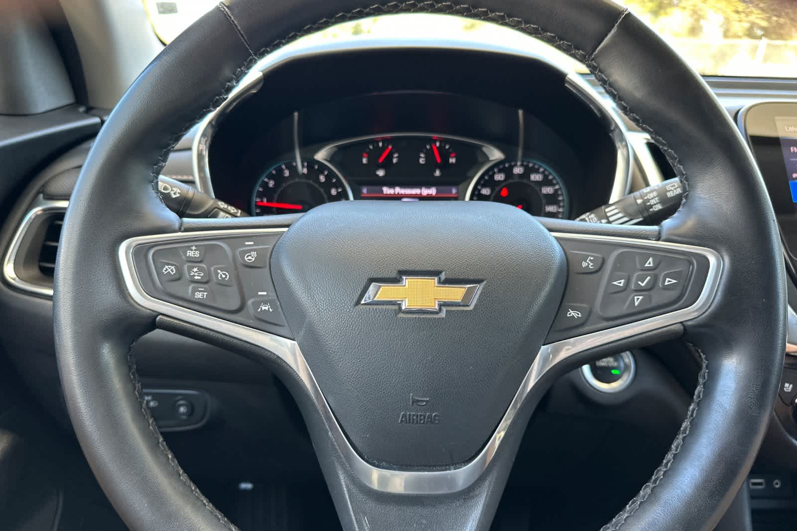 Thumbnail: 2023 Chevrolet Equinox - 23