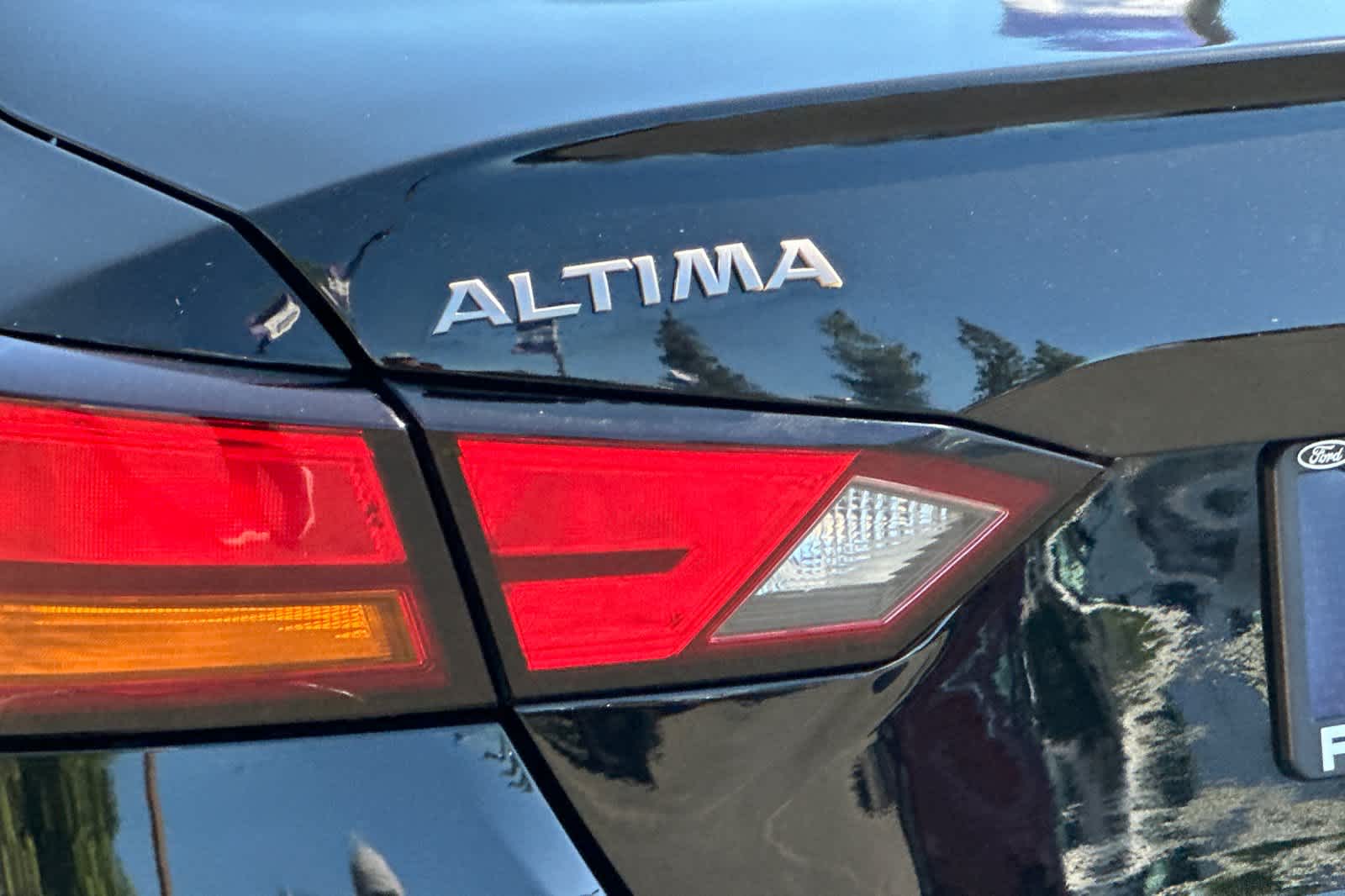 Thumbnail: 2023 Nissan Altima - 24