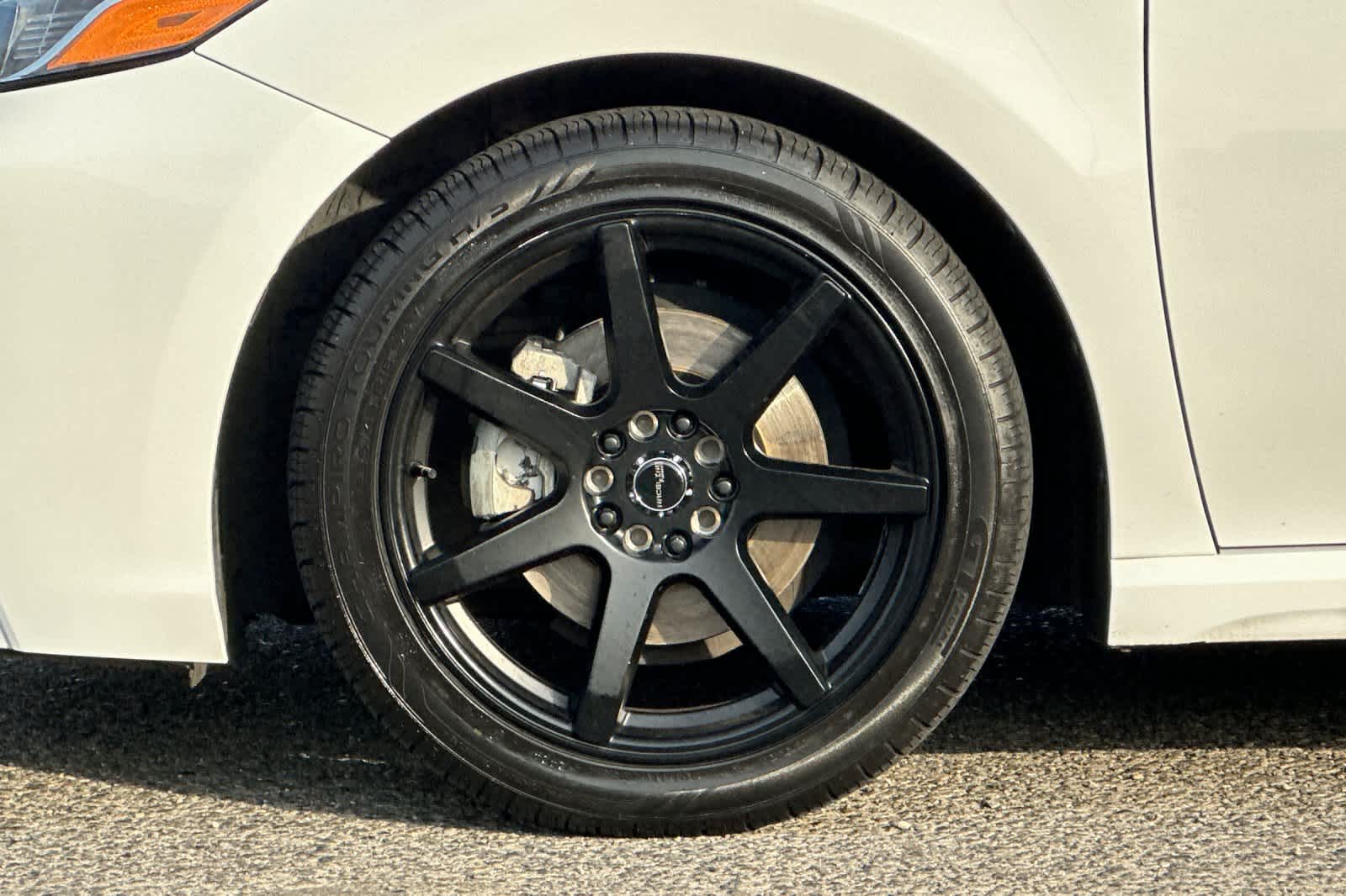 Thumbnail: 2020 Toyota Camry - 24