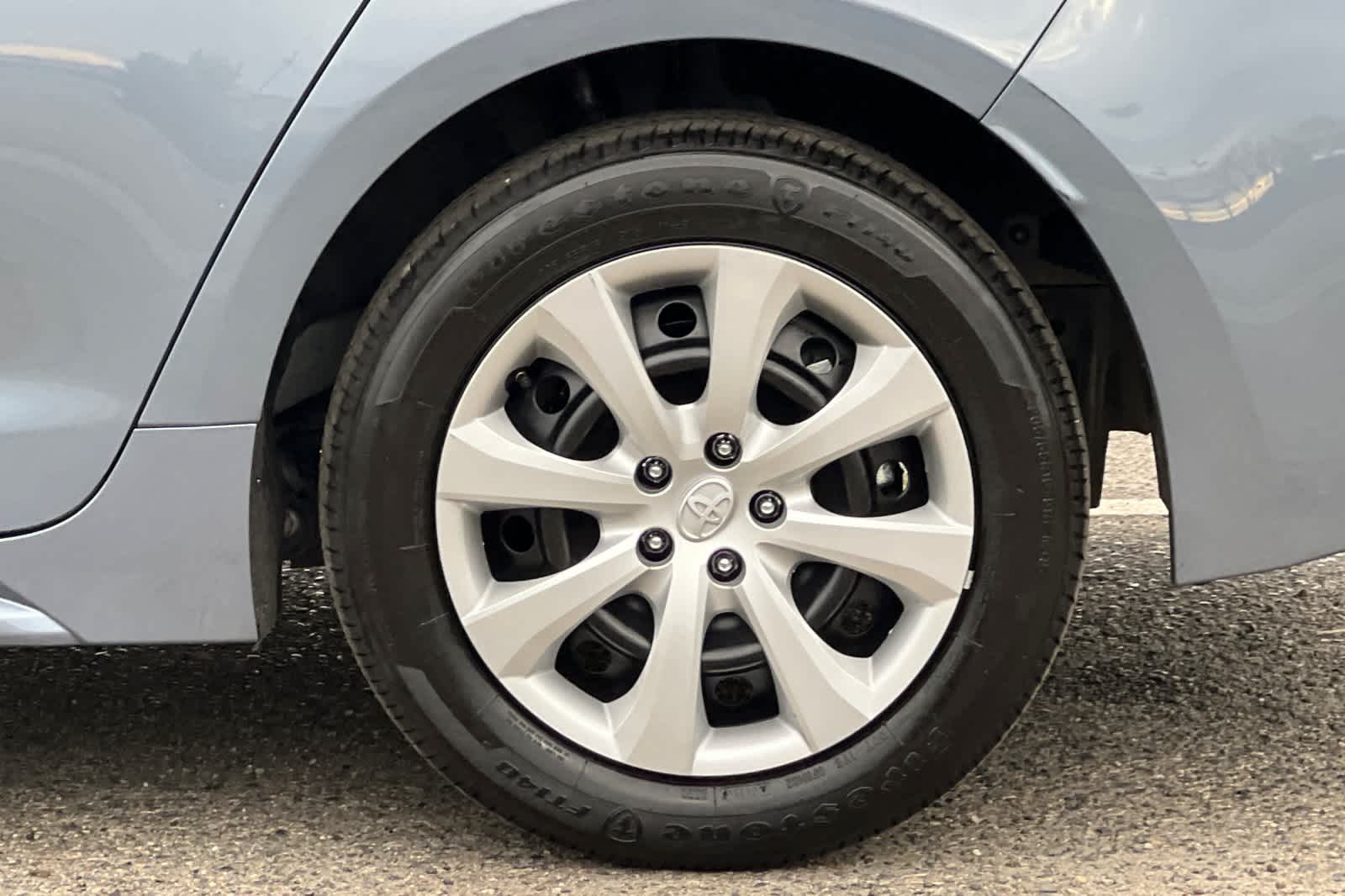 Thumbnail: 2025 Toyota Corolla - 25