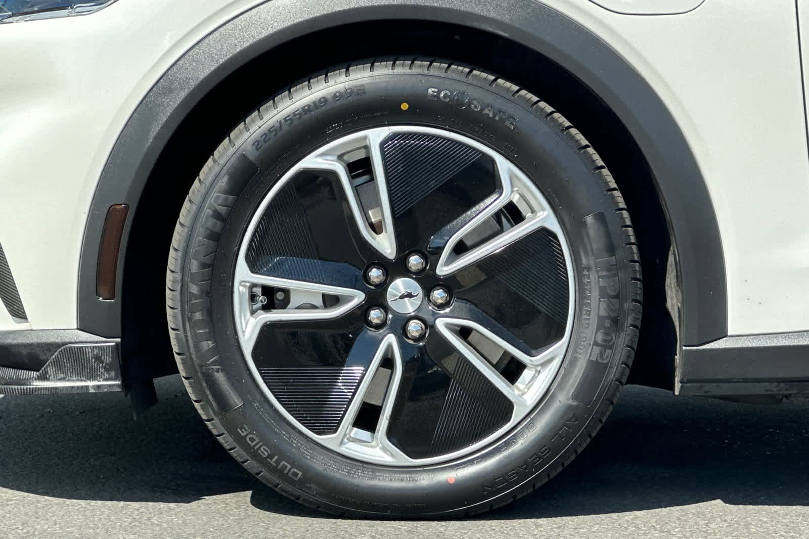 Thumbnail: 2021 Ford Mustang Mach-E - 29