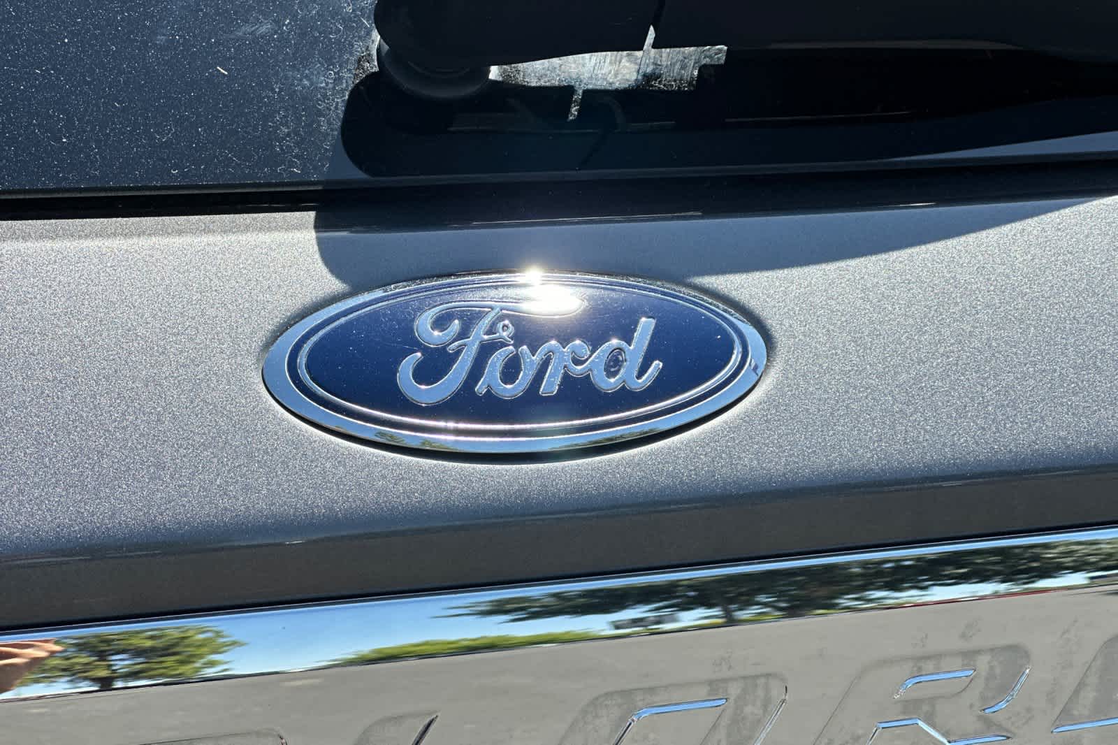 Thumbnail: 2021 Ford Explorer - 28