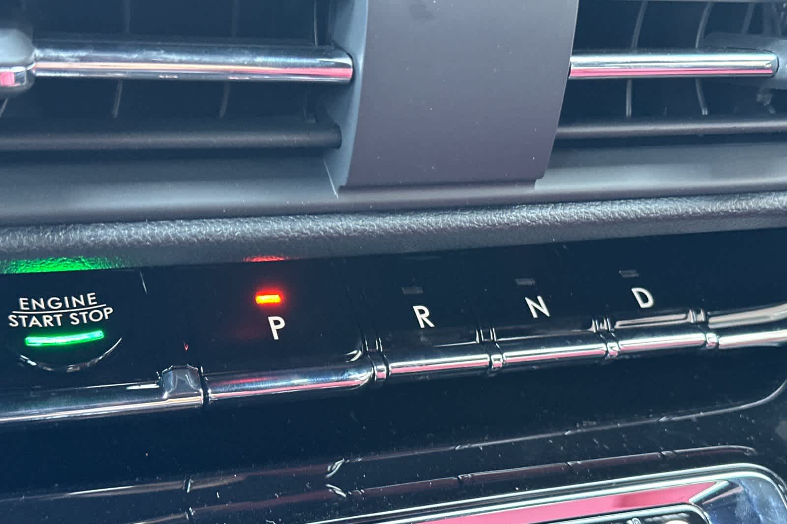 Thumbnail: 2025 Lincoln Corsair - 23