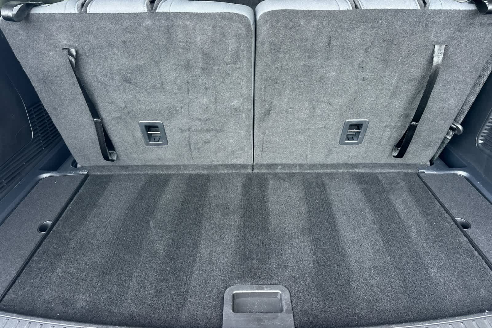 Thumbnail: 2025 Ford Explorer - 17