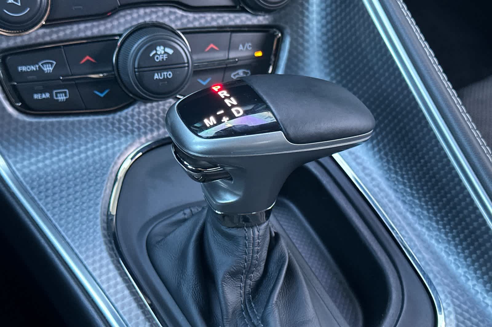 Thumbnail: 2015 Dodge Challenger - 20