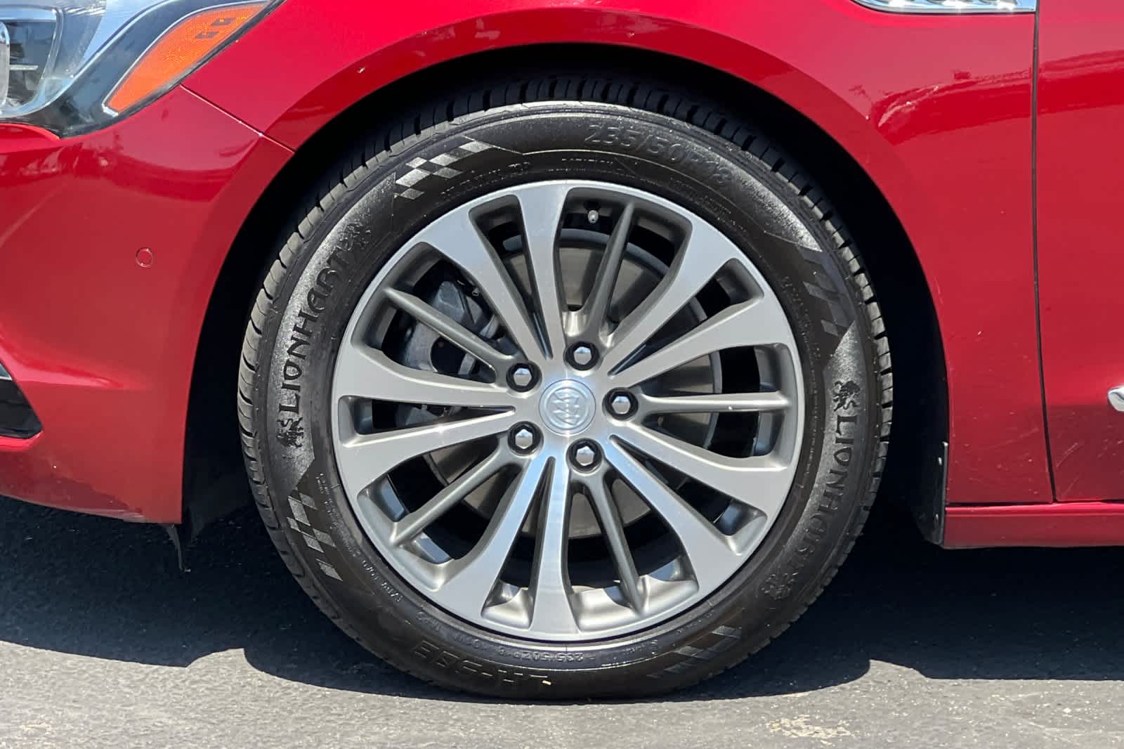 Thumbnail: 2018 Buick LaCrosse - 25