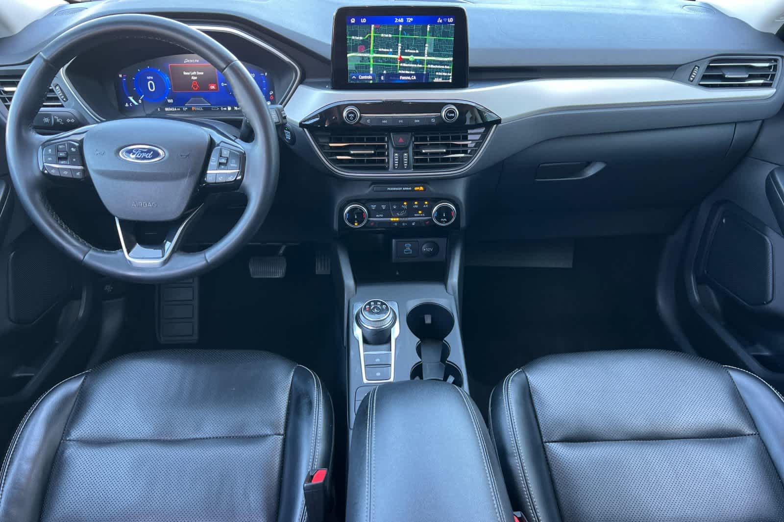 Thumbnail: 2022 Ford Escape - 3