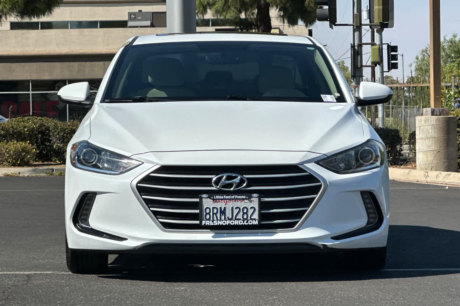 Thumbnail: 2017 Hyundai Elantra - 10