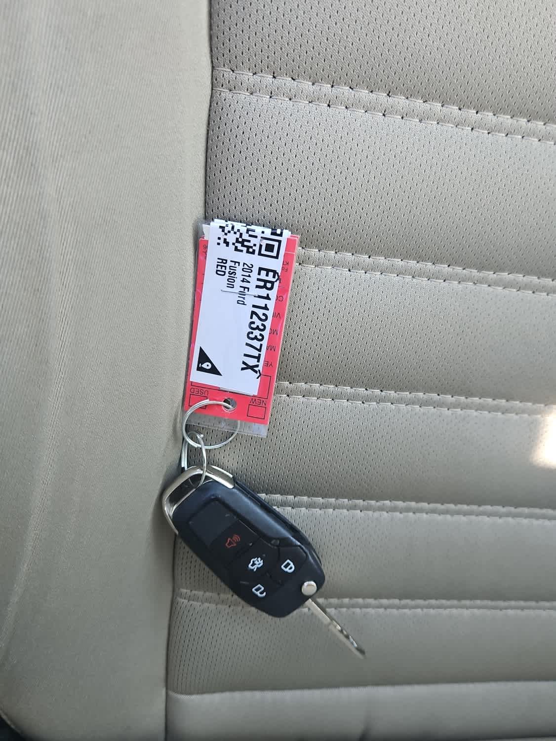 Thumbnail: 2014 Ford Fusion - 19