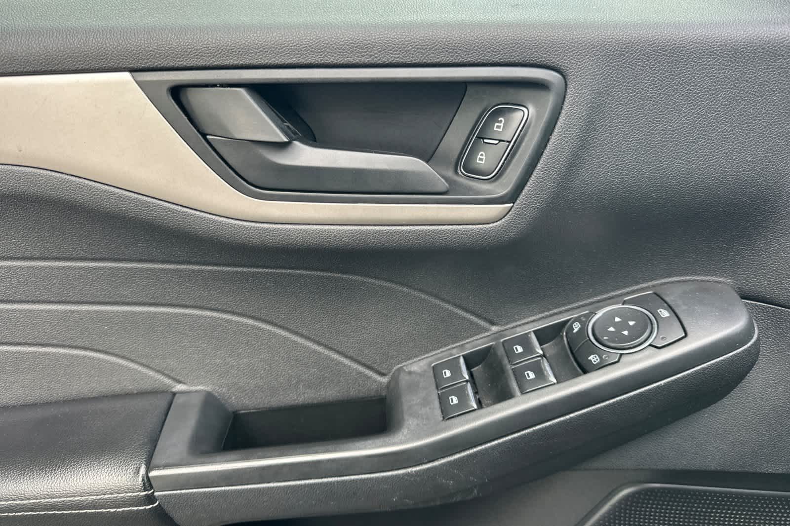 Thumbnail: 2022 Ford Escape - 12