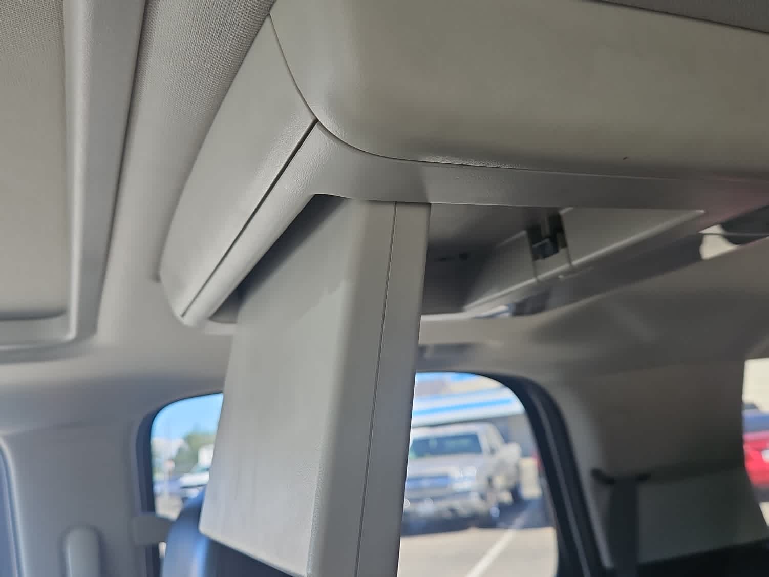 Thumbnail: 2013 Chevrolet Tahoe - 19