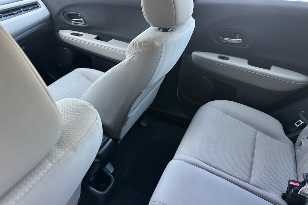 Used 2021 Honda HR-V LX AWD SUV