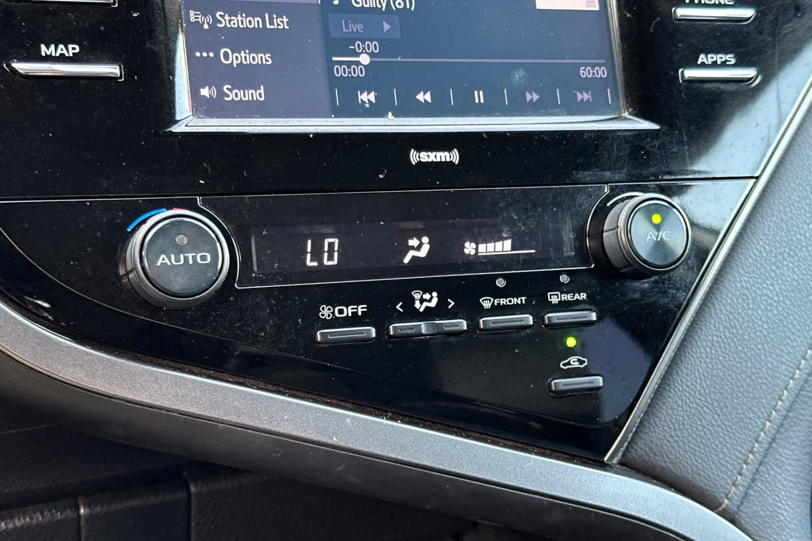 Thumbnail: 2020 Toyota Camry - 19