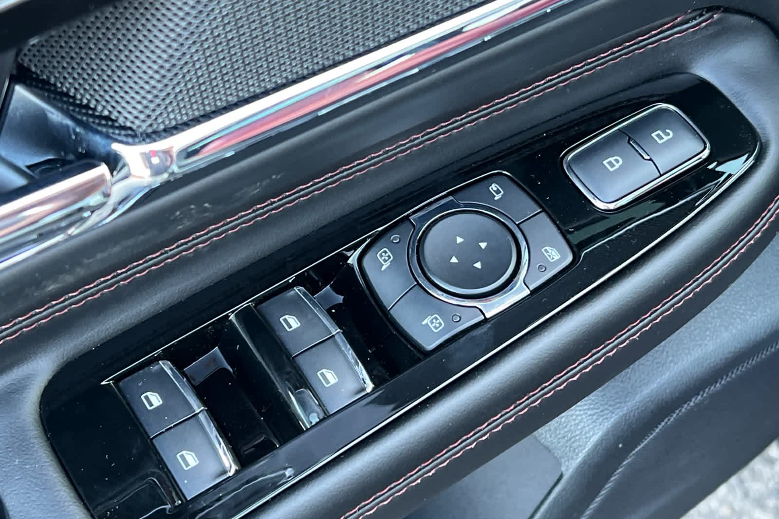 Thumbnail: 2026 Lincoln Corsair - 14