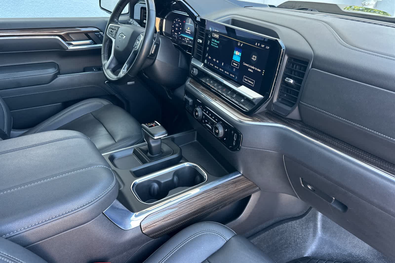 Thumbnail: 2024 Chevrolet Silverado 1500 - 16