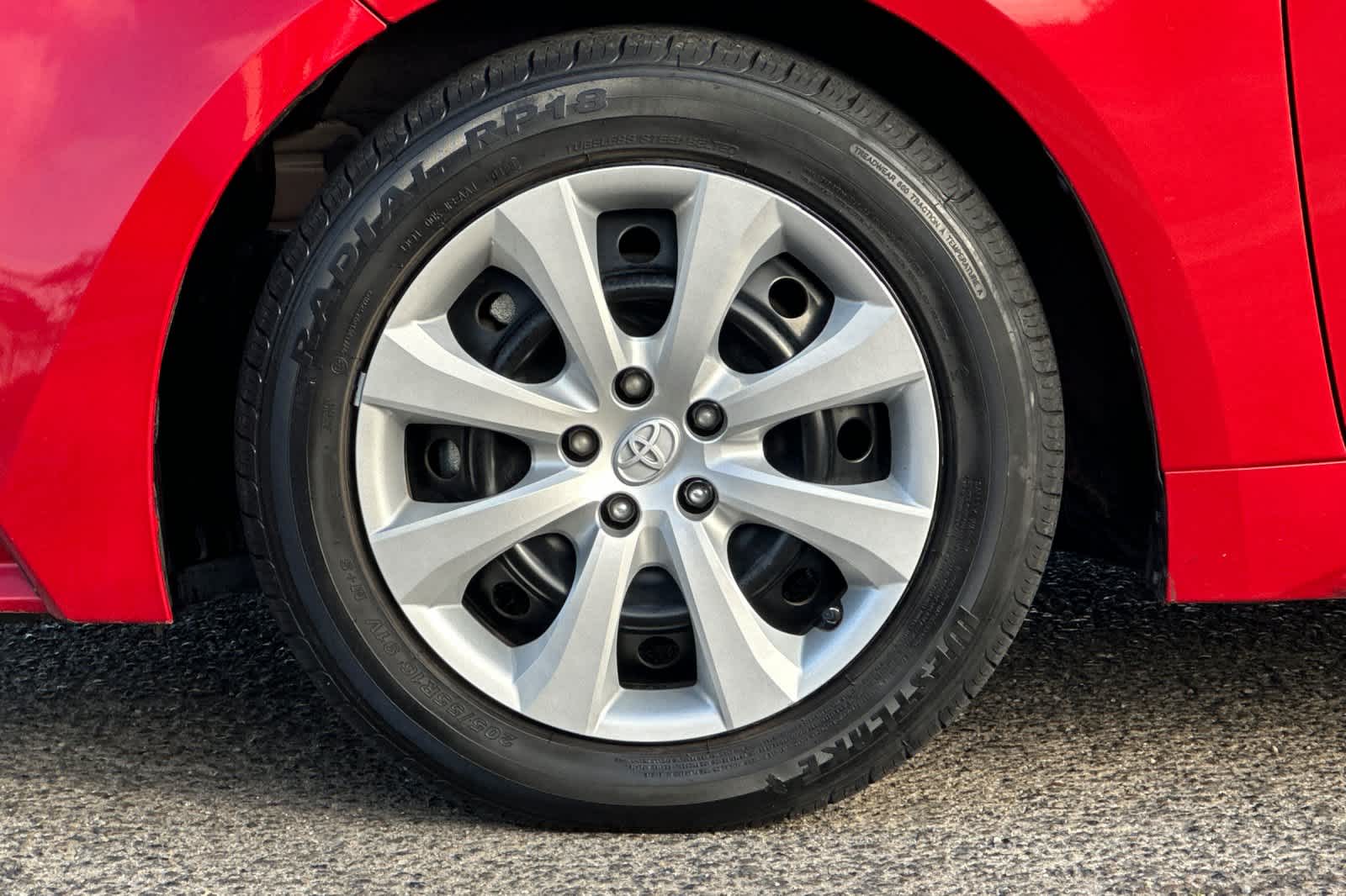 Thumbnail: 2021 Toyota Corolla - 25