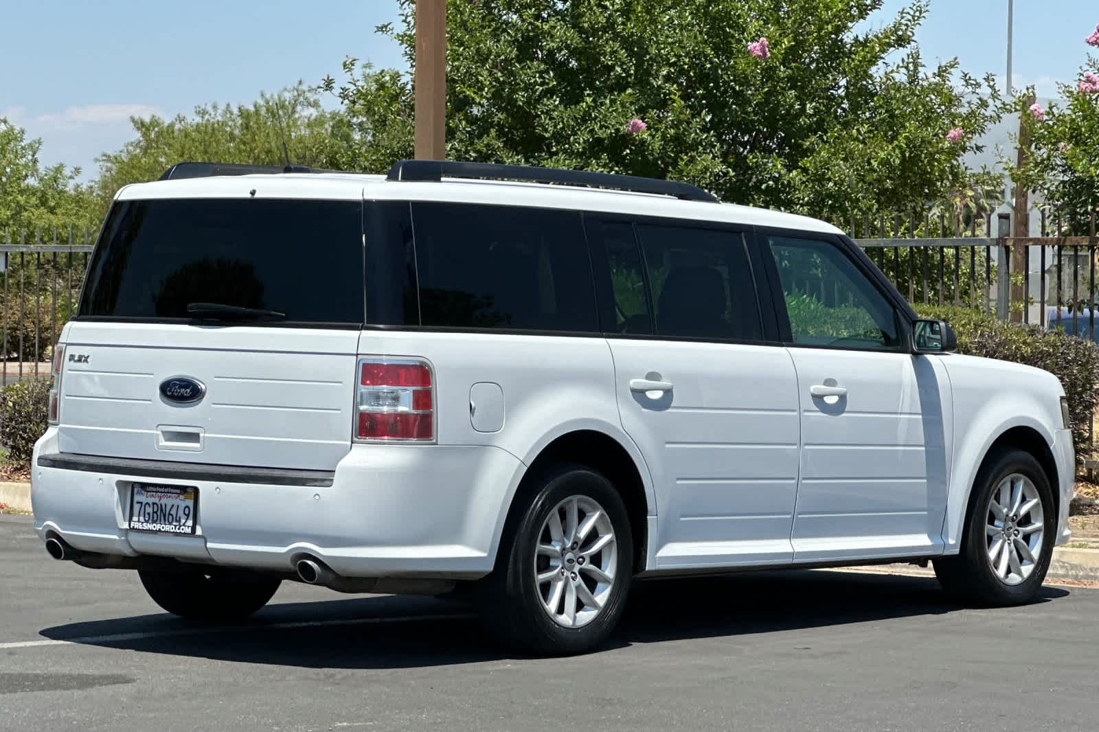 2014 Ford Flex SE 2