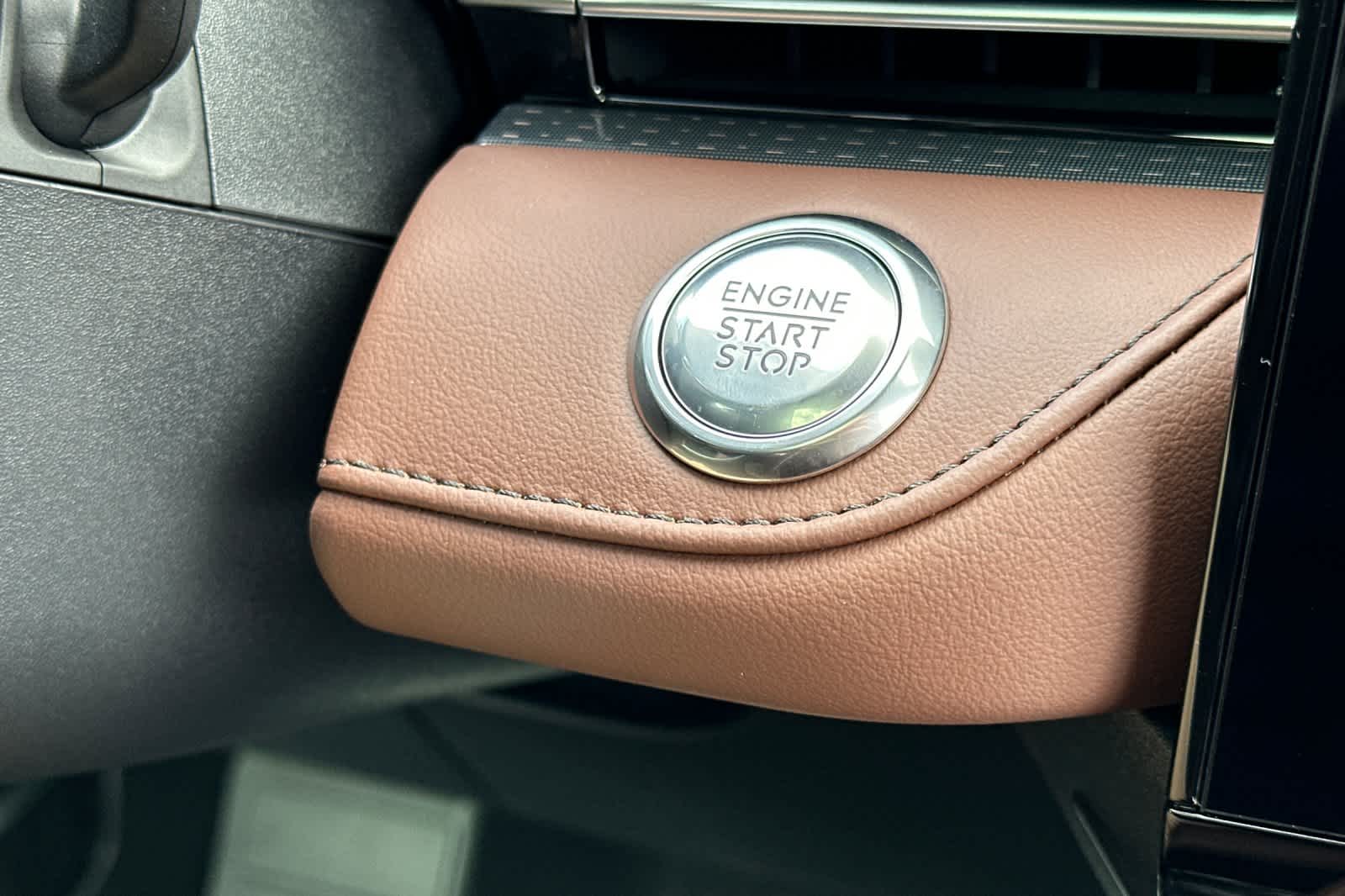 Thumbnail: 2026 Lincoln Nautilus - 24