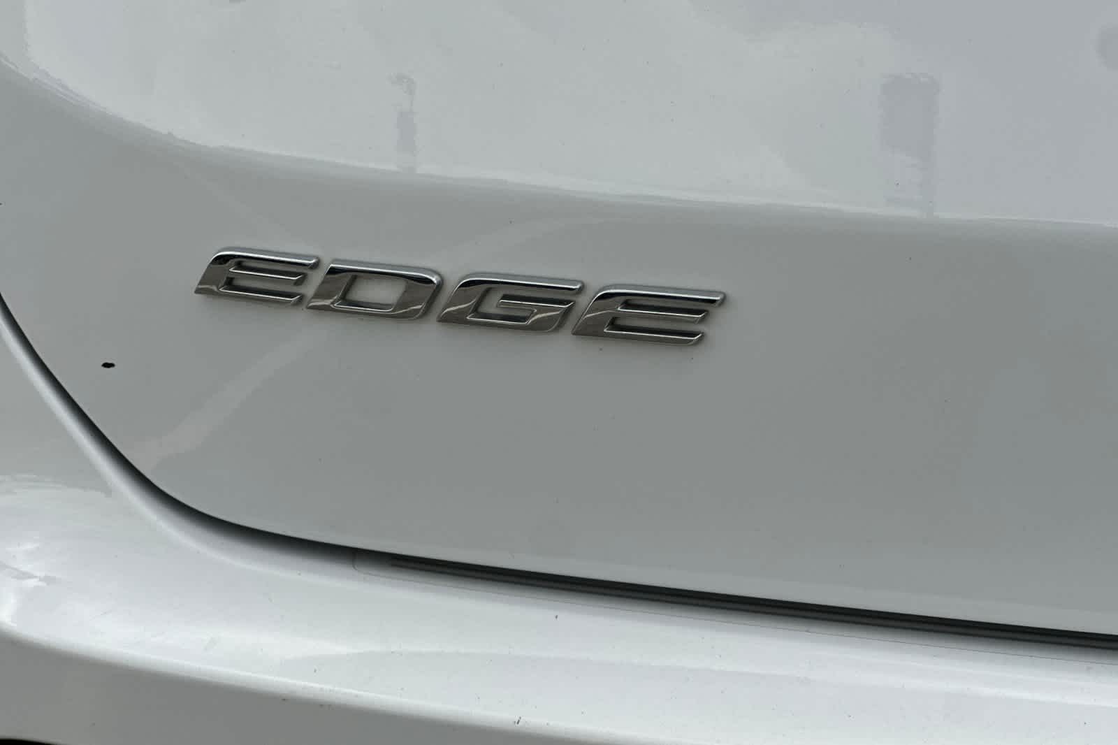 Thumbnail: 2019 Ford Edge - 28
