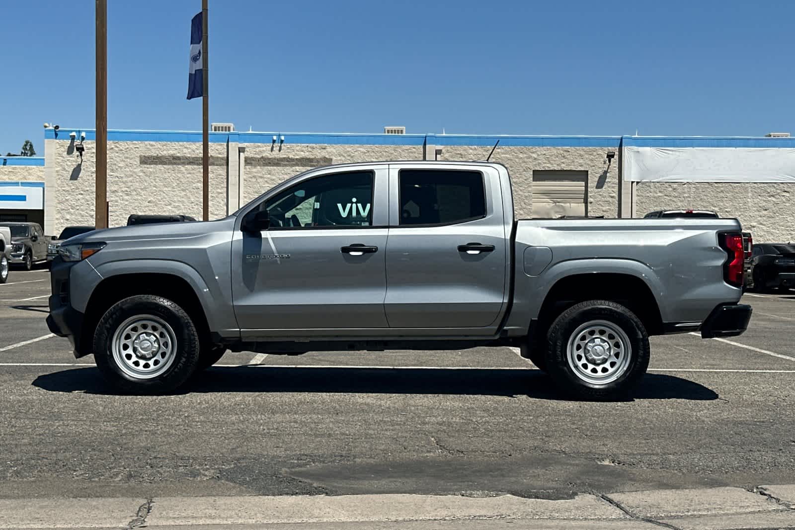 Thumbnail: 2024 Chevrolet Colorado - 5