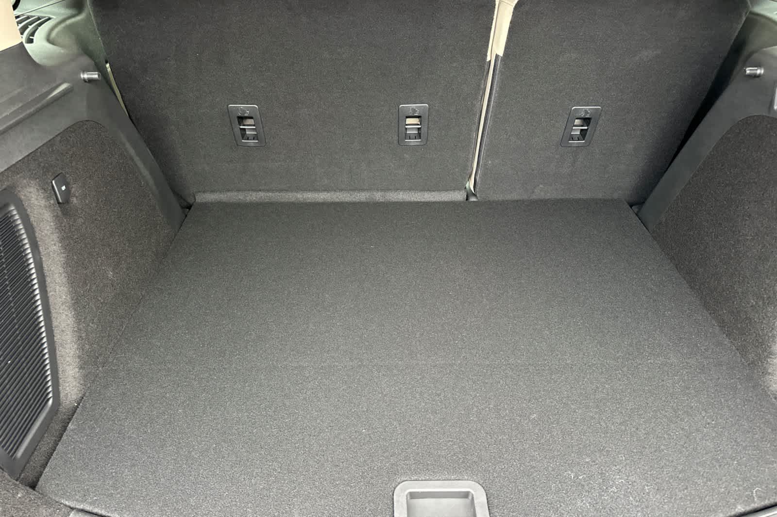 Thumbnail: 2025 Lincoln Corsair - 16