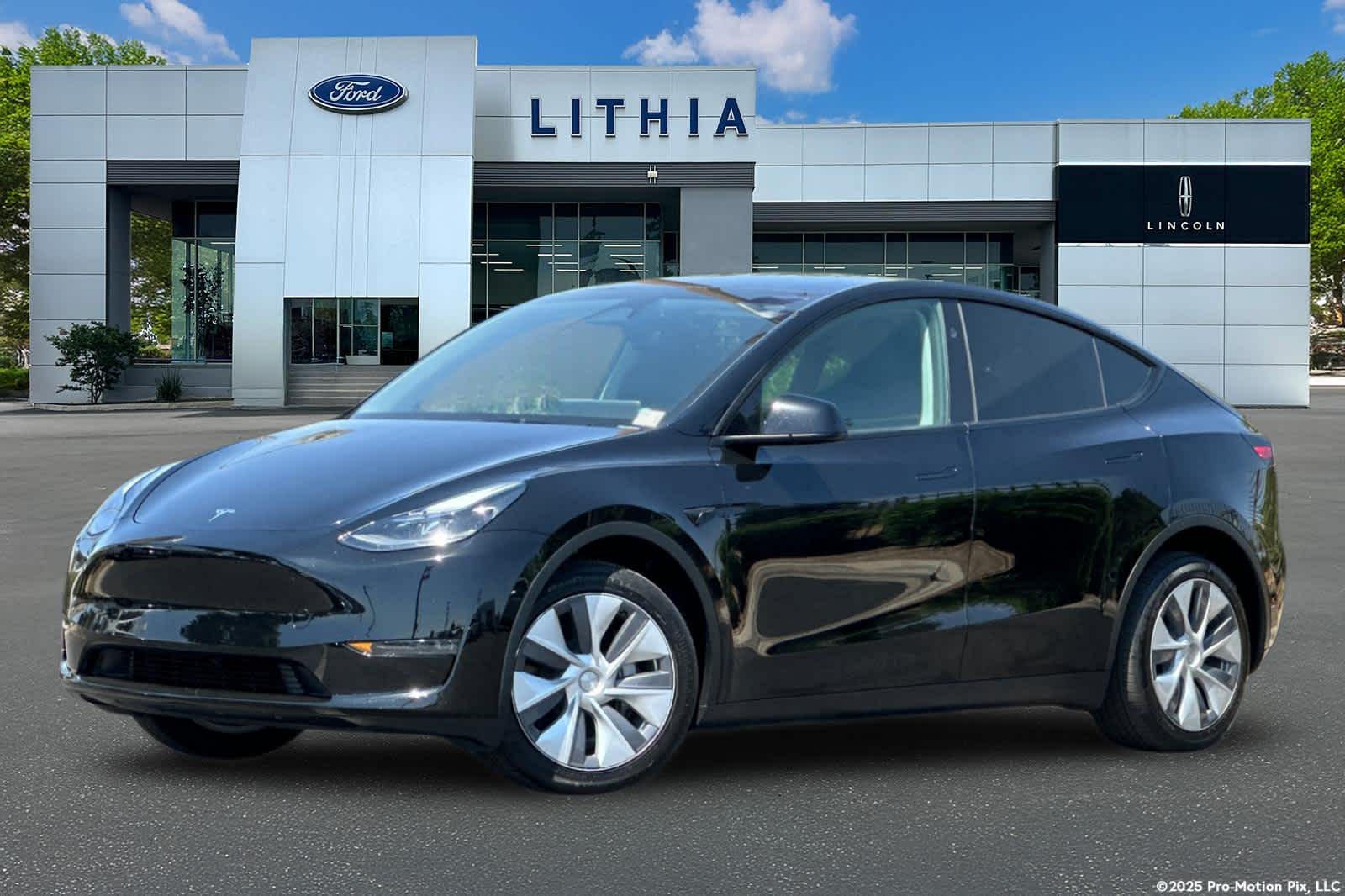 2024 Tesla Model Y Long Range -
                  Fresno, CA