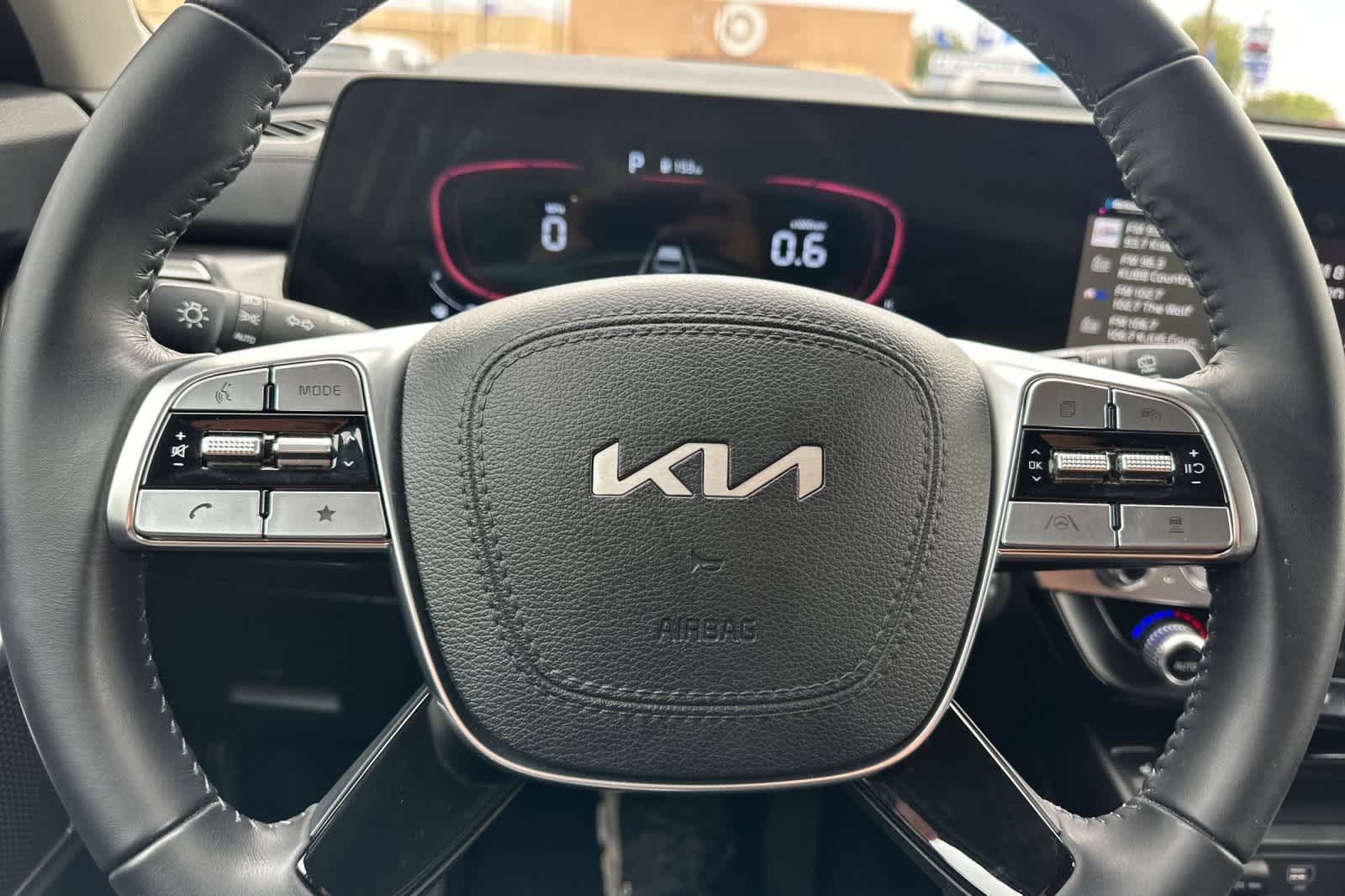 Thumbnail: 2025 Kia Telluride - 24