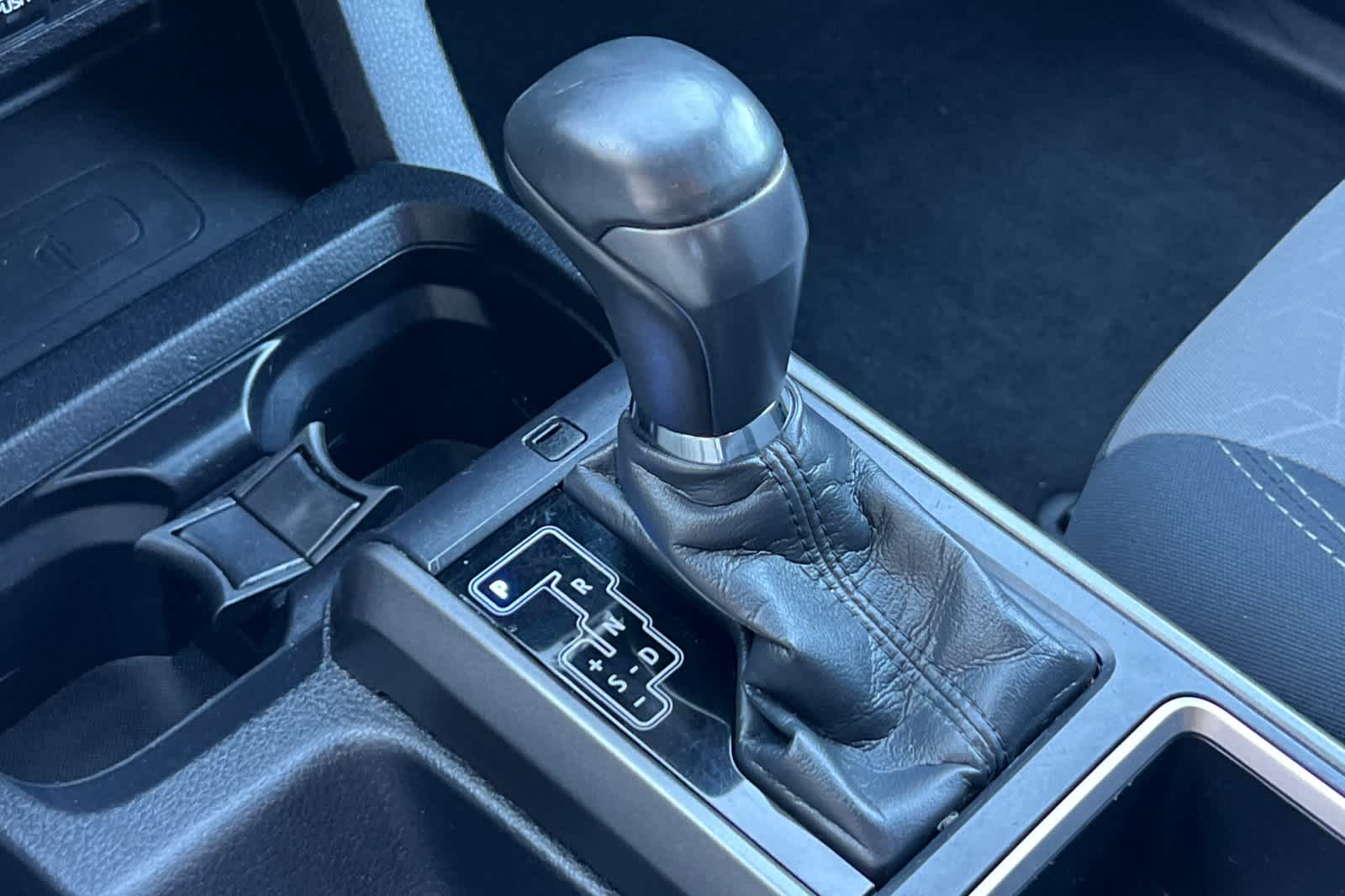 Thumbnail: 2021 Toyota Tacoma - 21