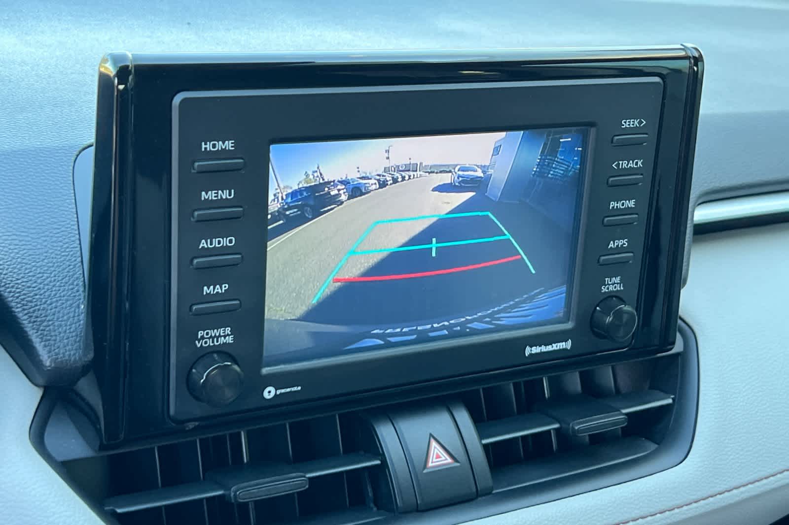 Thumbnail: 2020 Toyota RAV4 - 18