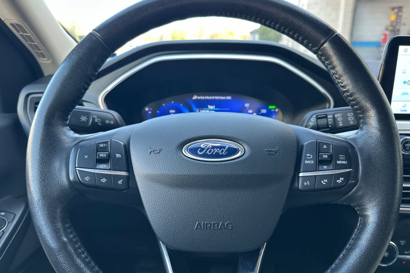 Thumbnail: 2020 Ford Escape - 23