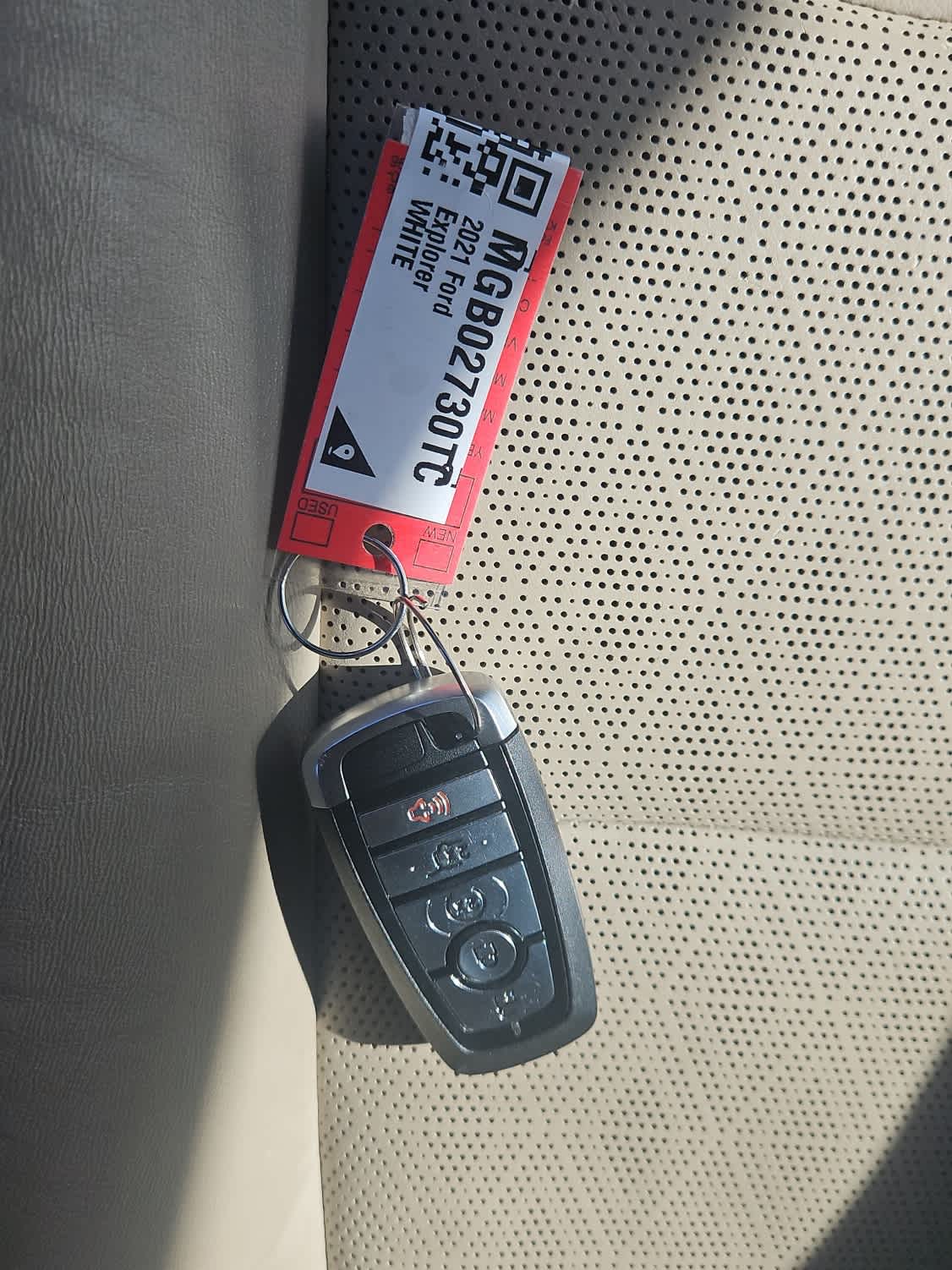 Thumbnail: 2021 Ford Explorer - 22