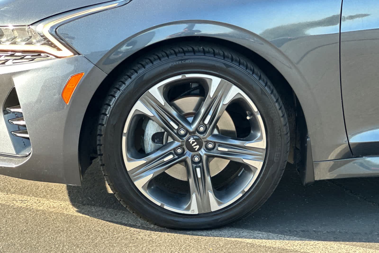 Thumbnail: 2021 Kia K5 - 24